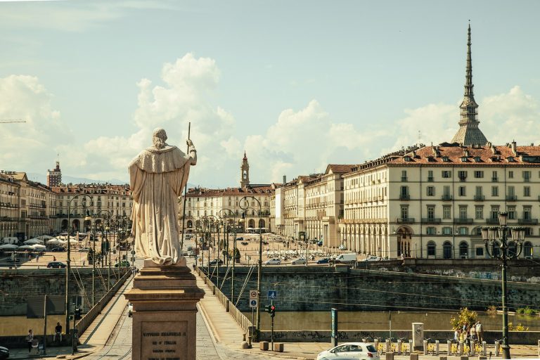 Torino: Ztl aperto fino ad agosto, strisce blu a pagamento dal 1° giugno